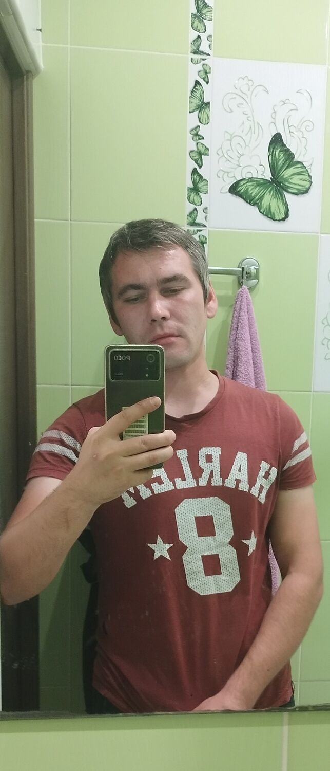  29739093  Vladimir, 33 ,    