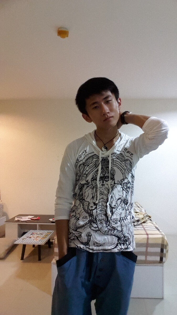  10742513  Viacheslav, 33 ,    