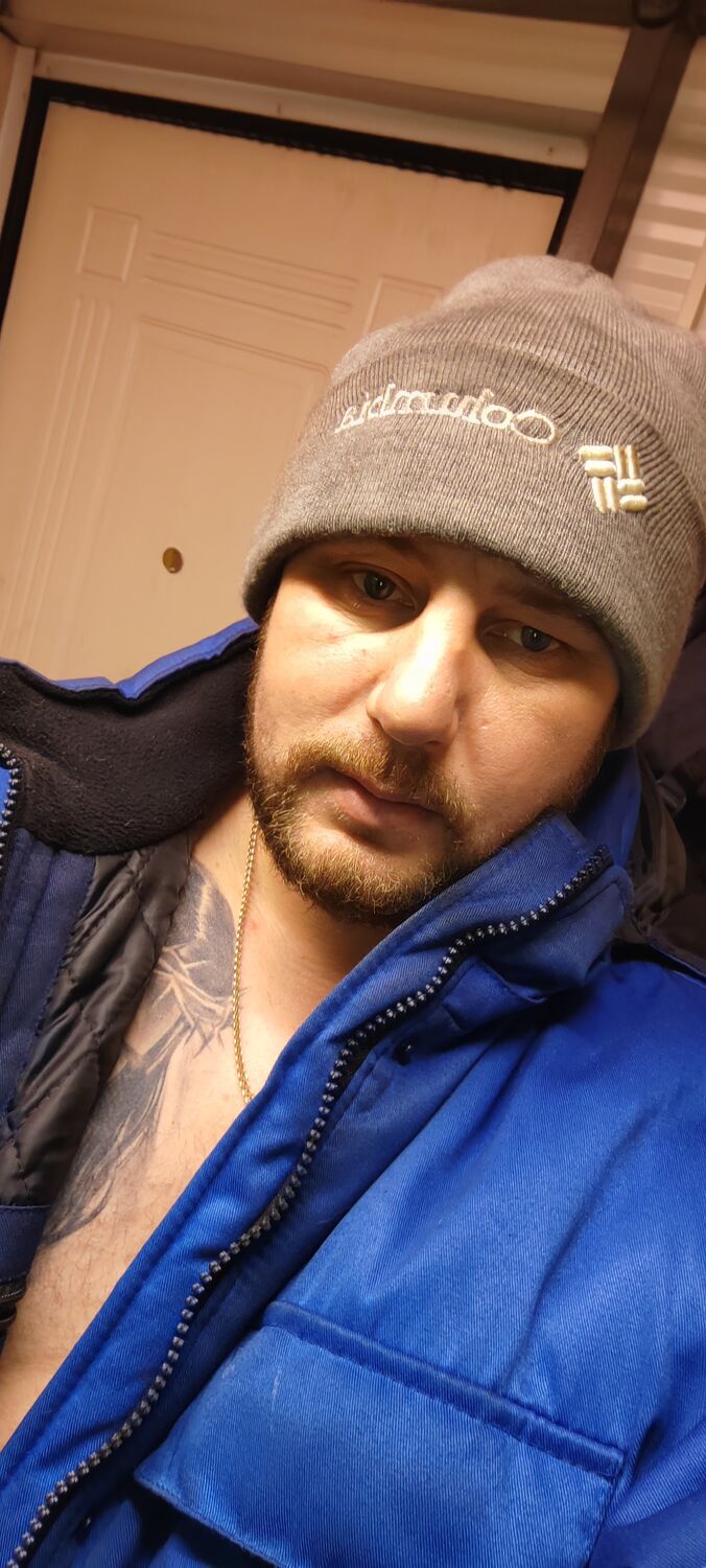  ,   Slavik, 35 ,   , 