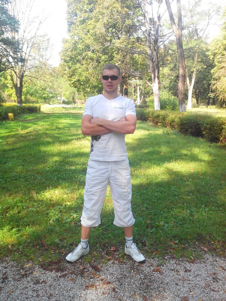  ,   Djekson, 33 ,   