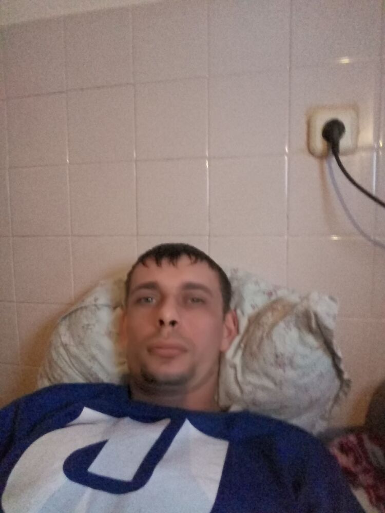  40133423  , 37 ,    