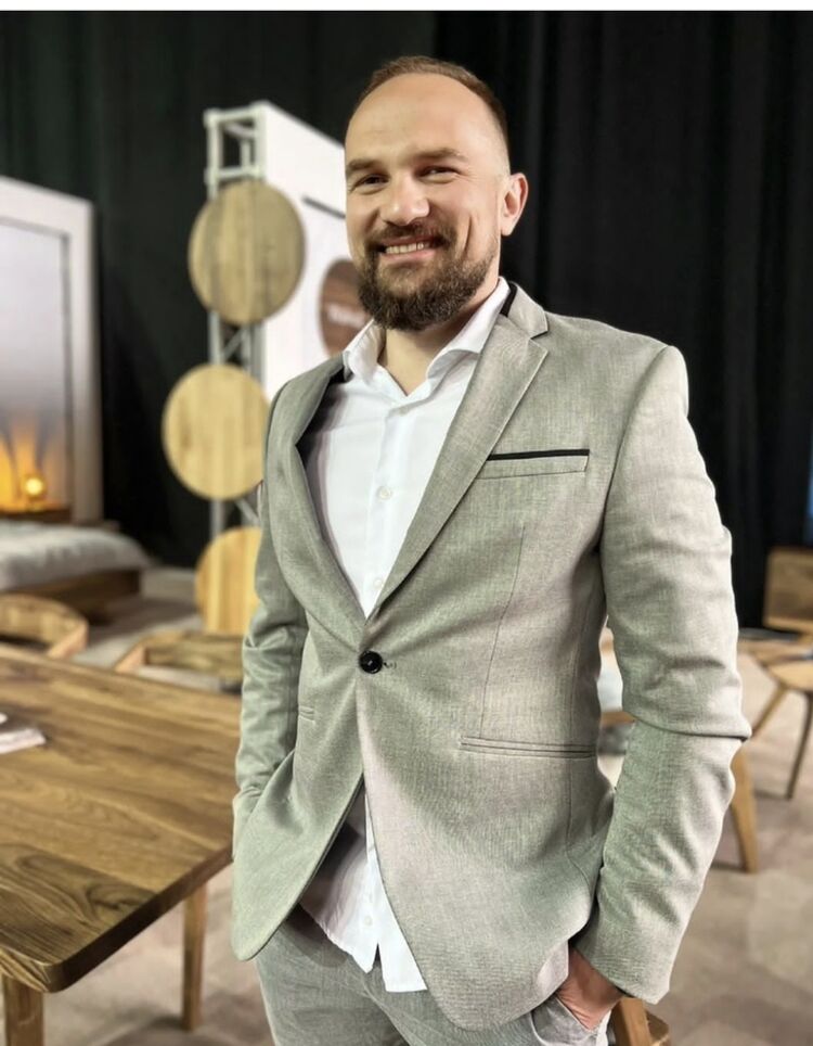 ���� 46681713 ������� Minskras, 32 ����, ���� ���������� � ������