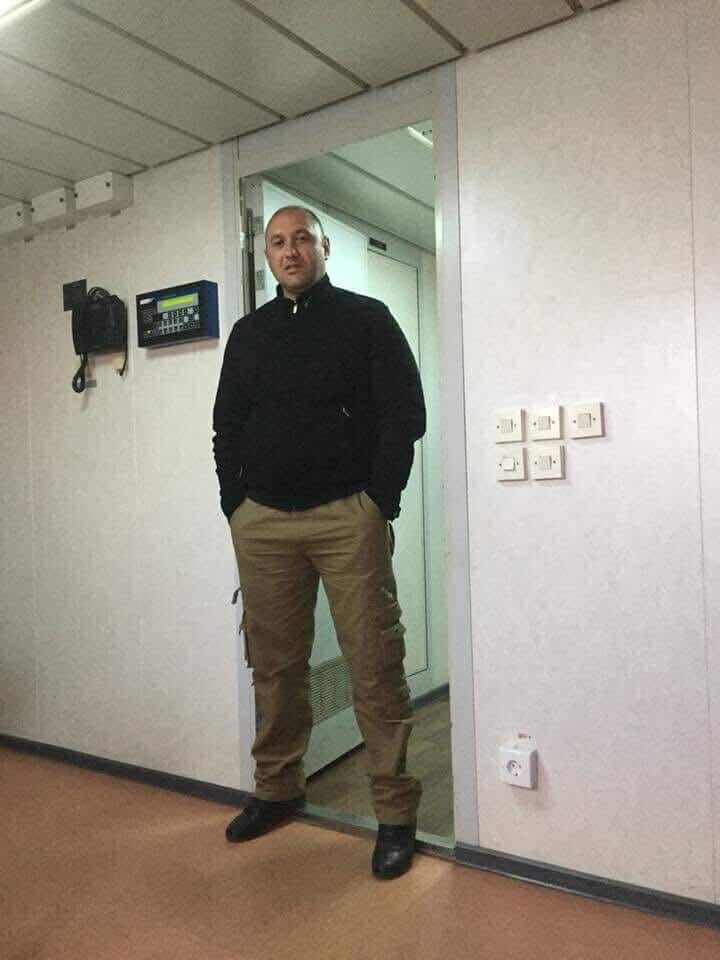  Cionn tSaile,   Igor, 39 ,   ,   