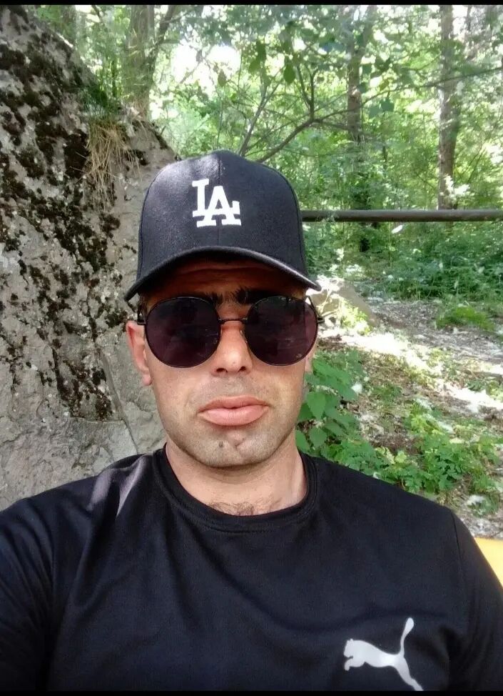 ���� 42054243 ������� VAHAN, 33 ����, ���� ���������� � �������