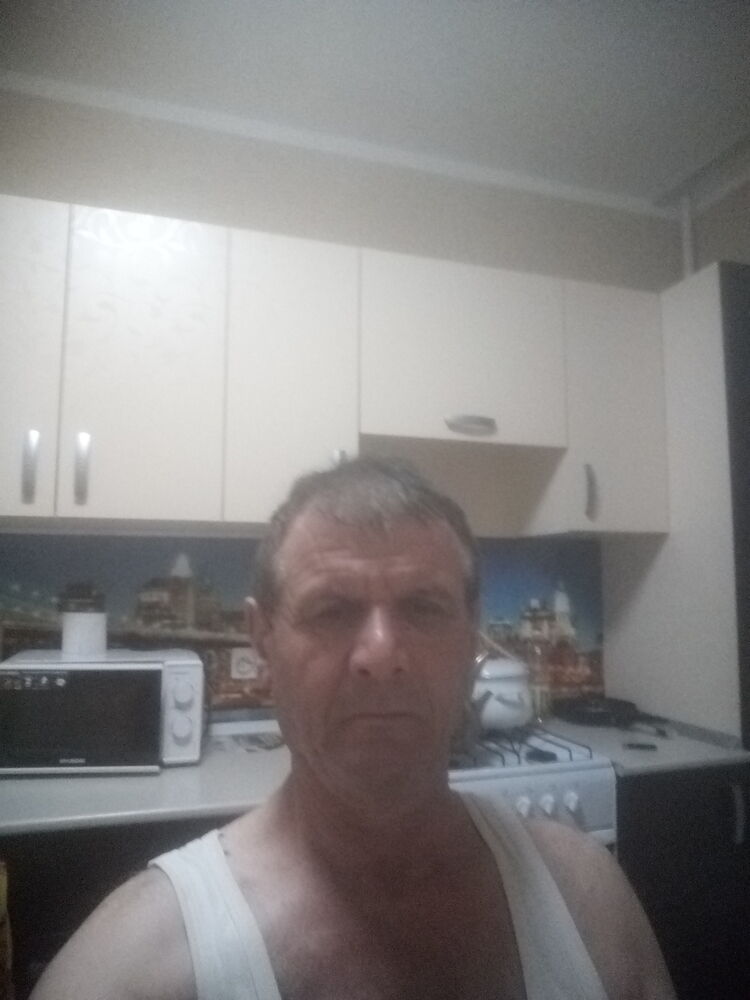  33519033  Fatih, 63 ,     