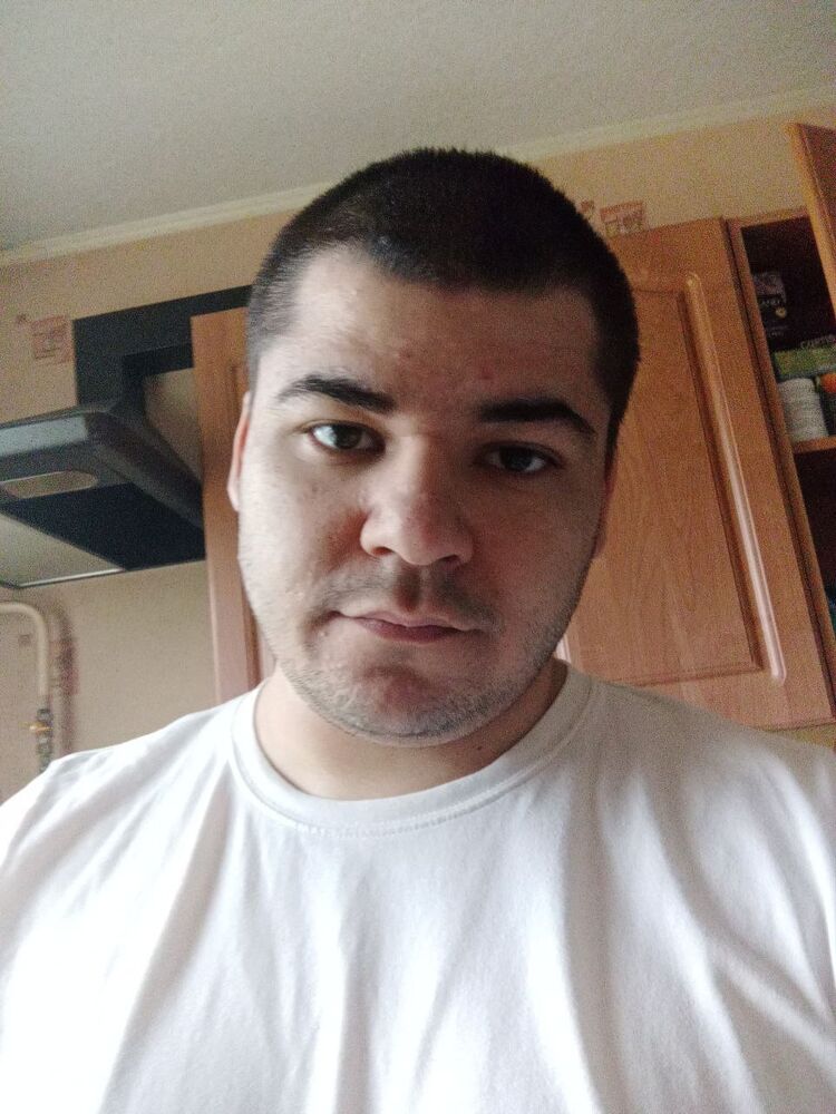  53908263  Roman, 29 ,    