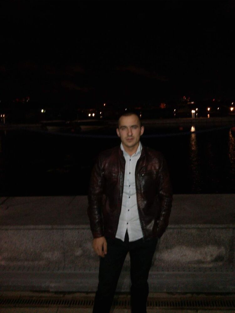  10292683  Misa, 34 ,    