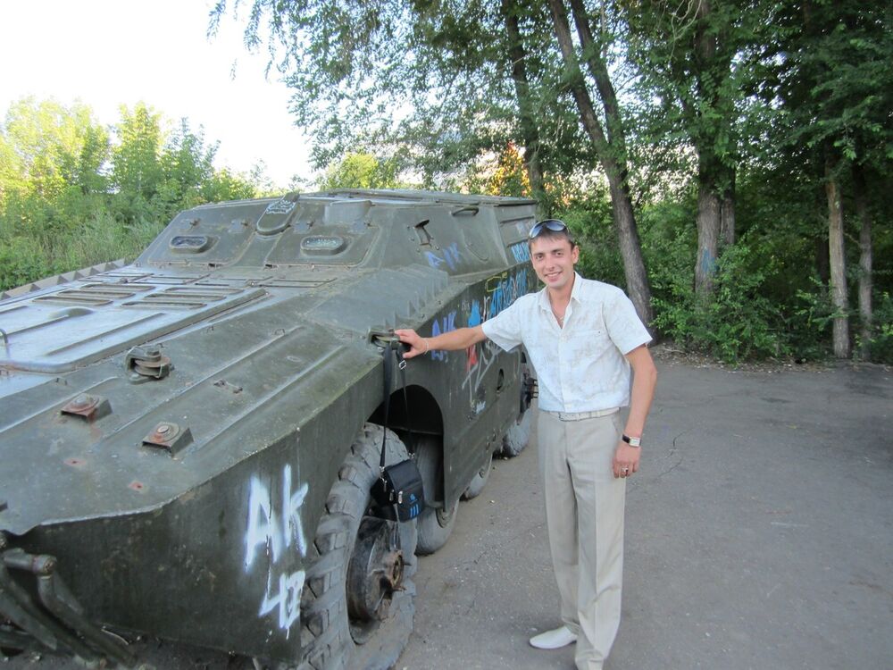  4036393  Aleksandr, 40 ,    