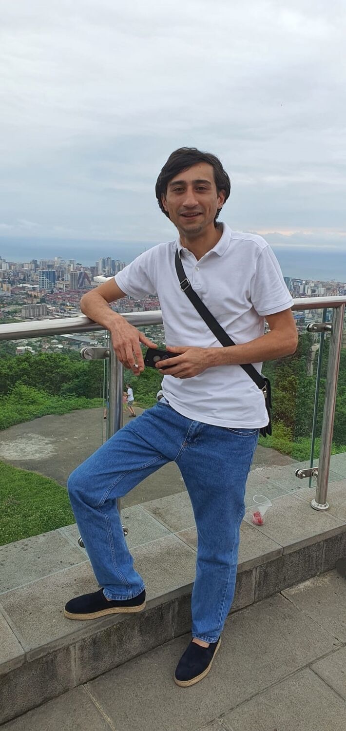  ,   Dani, 39 ,   ,   , c 