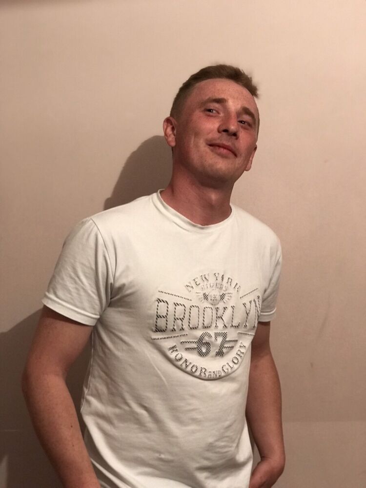  ,   Aleksandr, 33 ,   ,   , c 