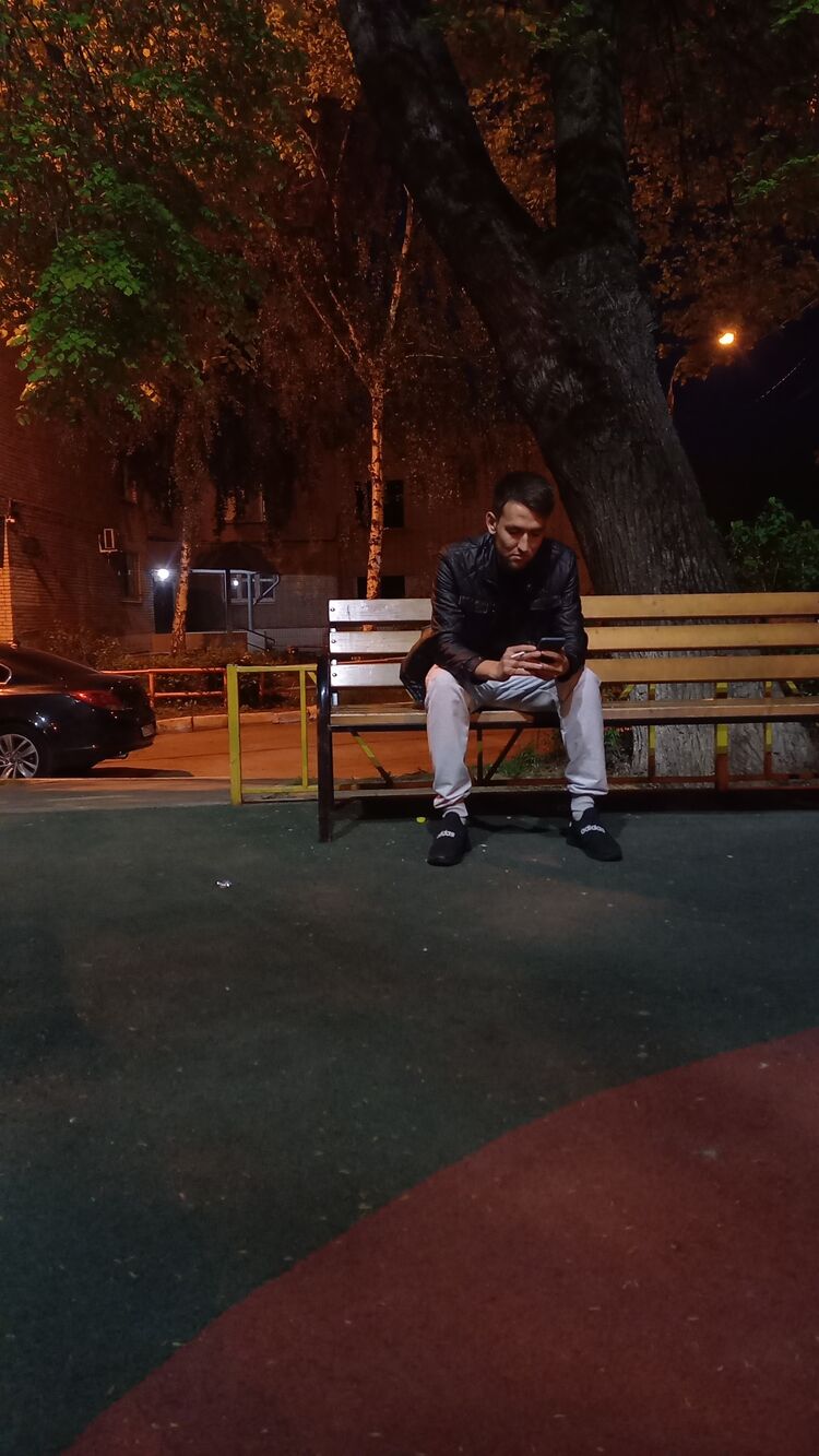 43638693  , 22 ,    