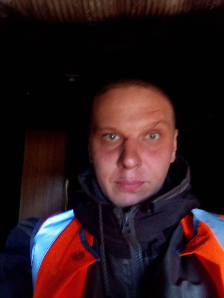  15751083  , 37 ,    