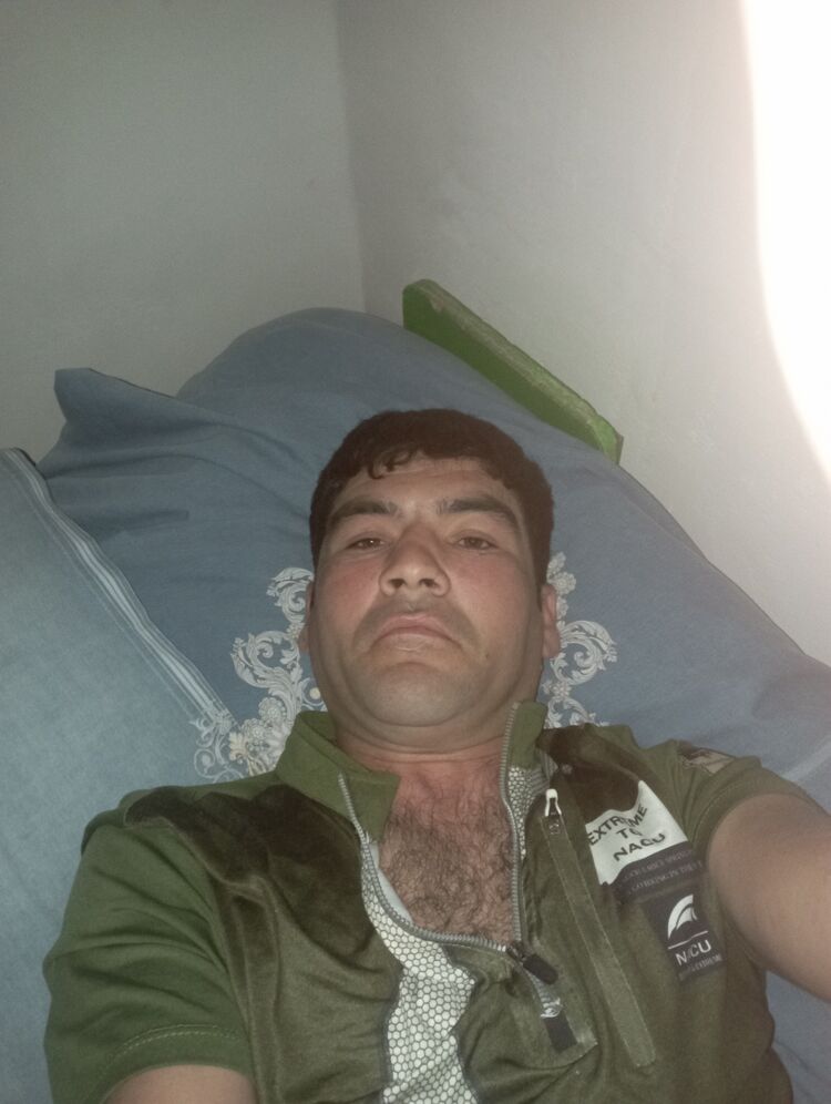  46718313  , 35 ,    