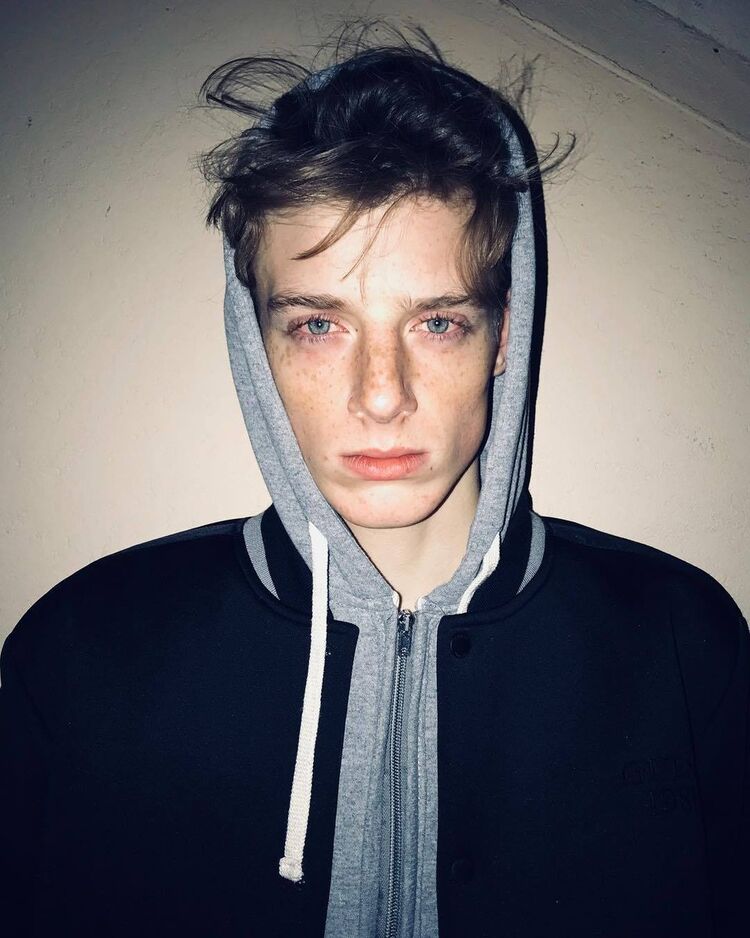  ,   , 27 ,  