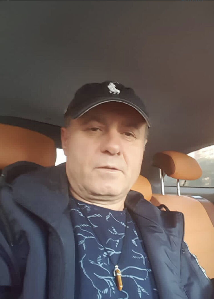  36526603  Alexander, 63 ,    
