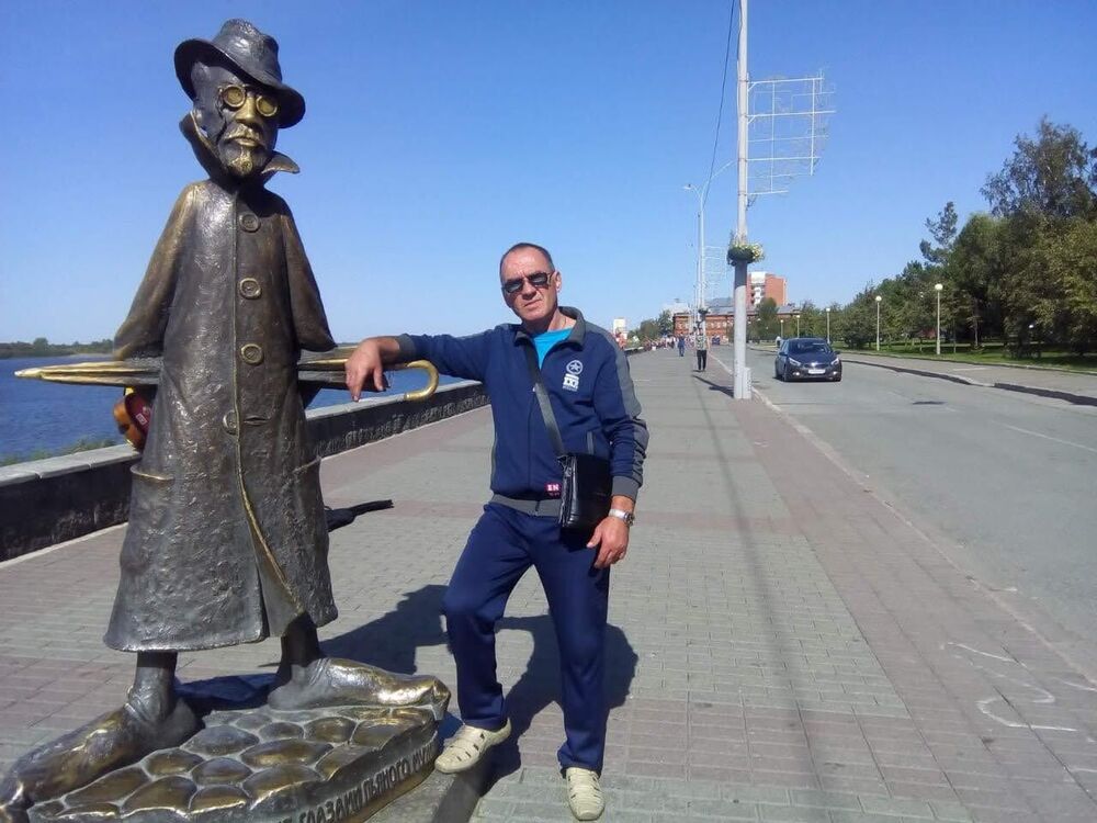  34090453  Sergei, 63 ,    