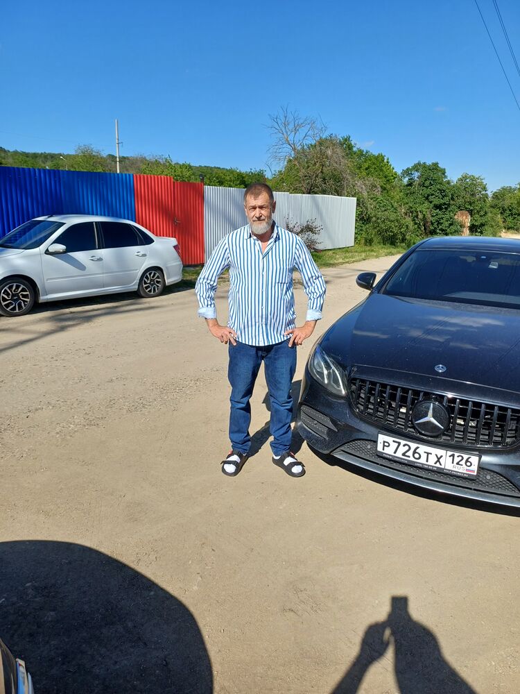 52915323  Sergey, 58 ,    