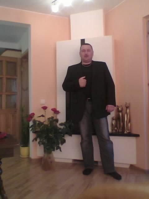  11261903  Frejus, 53 ,    