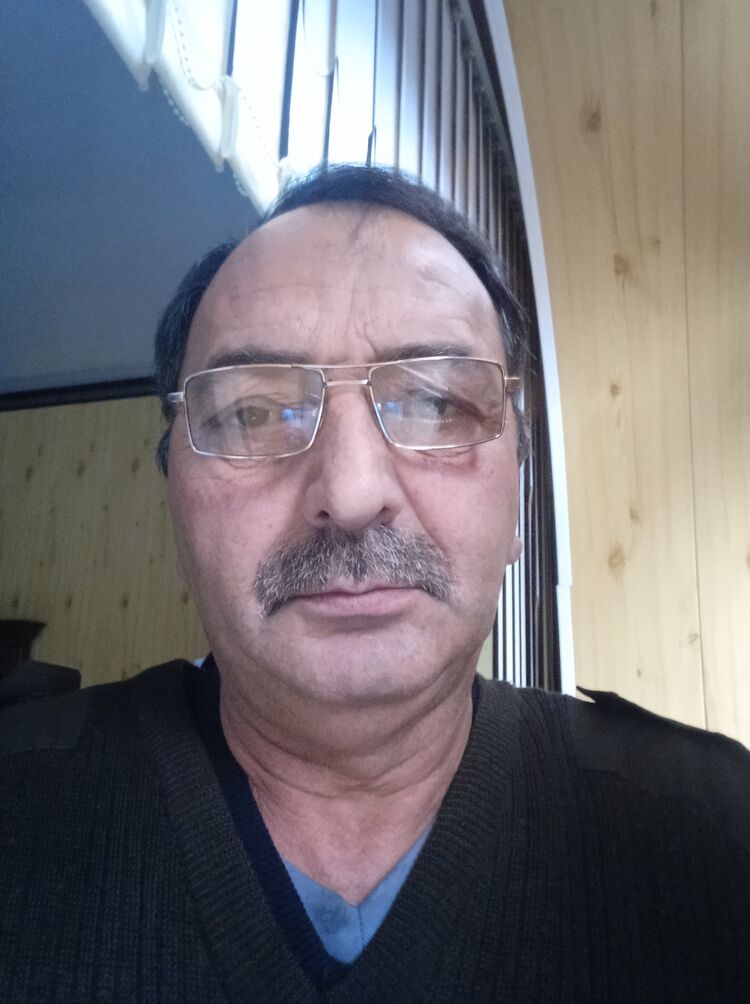  24067853  , 63 ,    