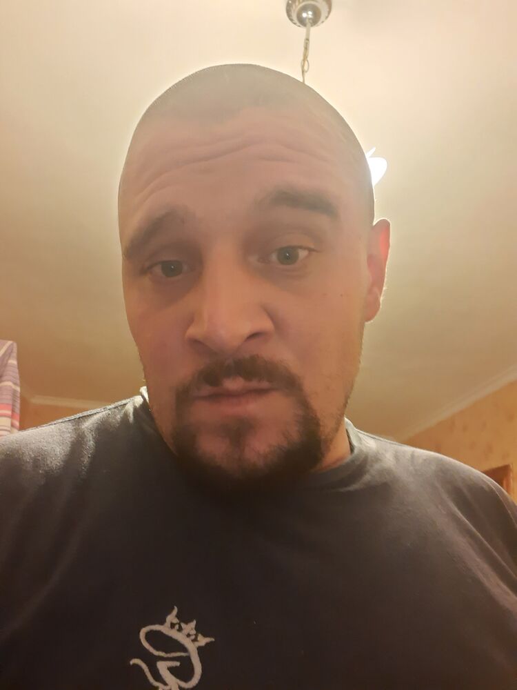  43961093  , 33 ,    