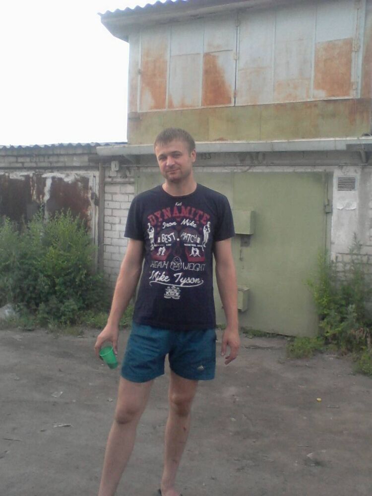  7446243  Djonatan, 42 ,    