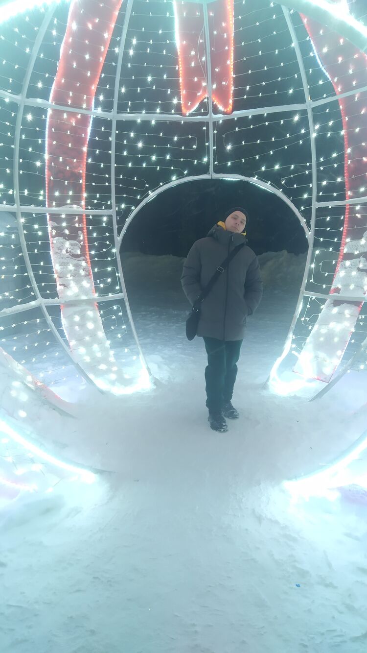  42647103  , 27 ,    
