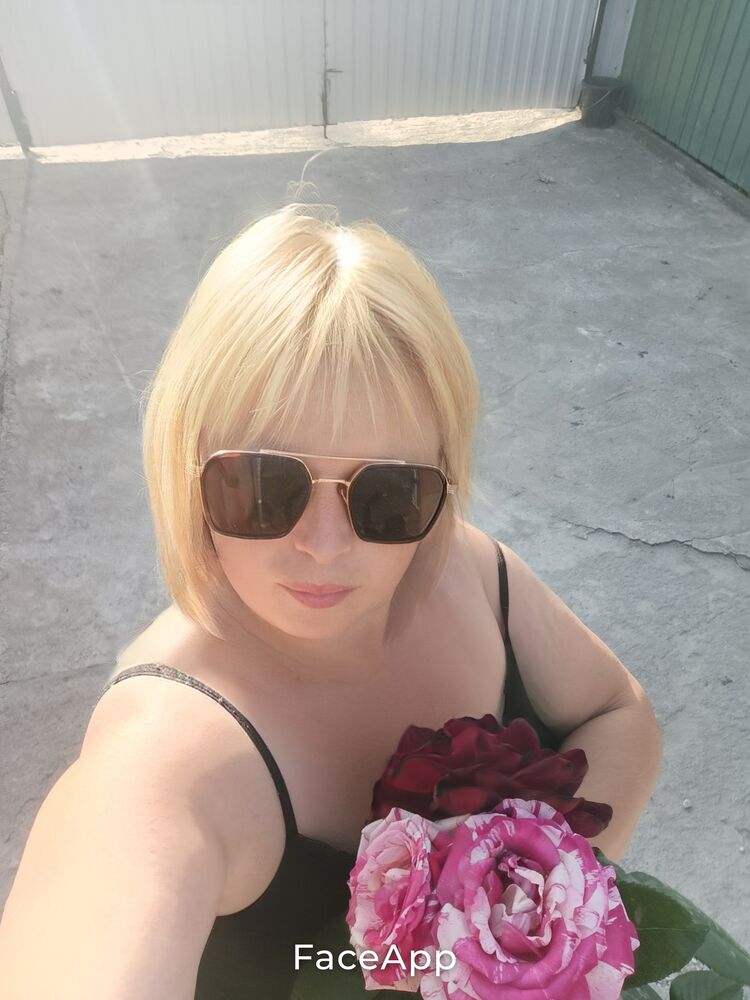  52597233  Irysia, 31 ,    