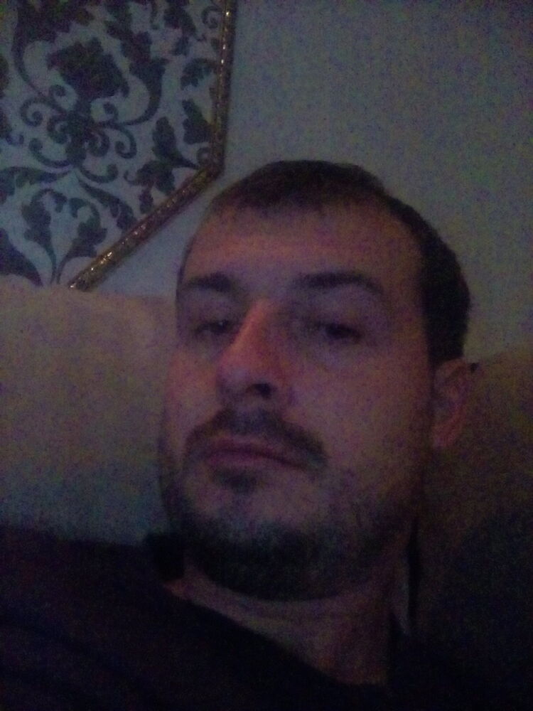  18682063  , 40 ,    
