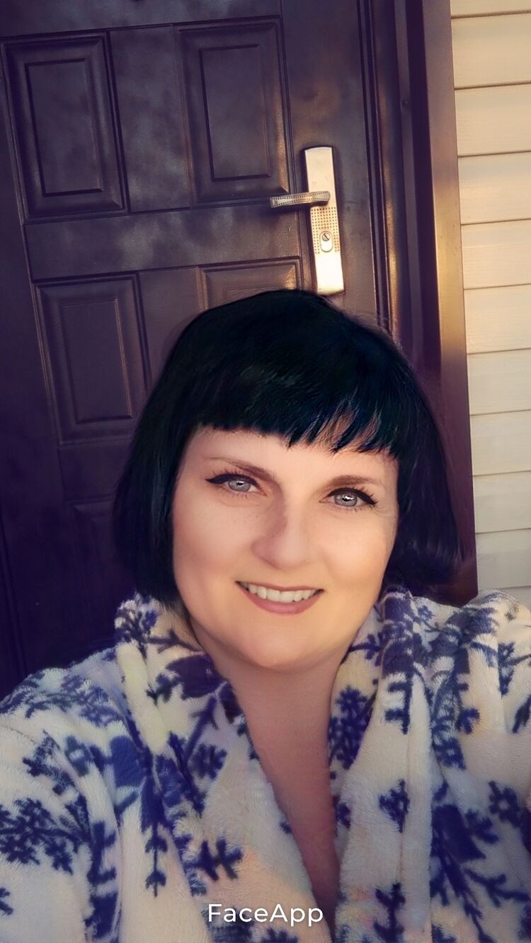  ,   Lena, 42 ,   ,   , c , 