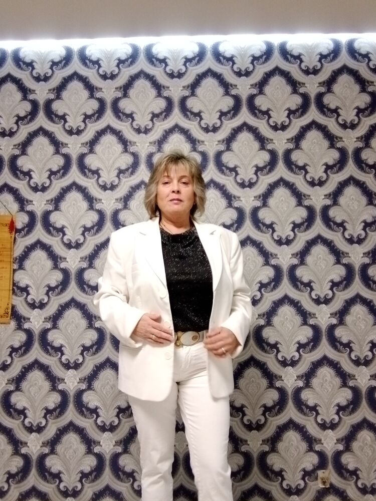  38051383  Lydmila, 52 ,    -