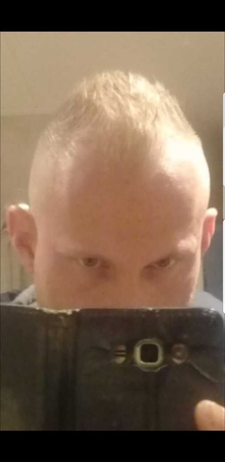  Dinteloord,   Karol, 36 ,   ,   