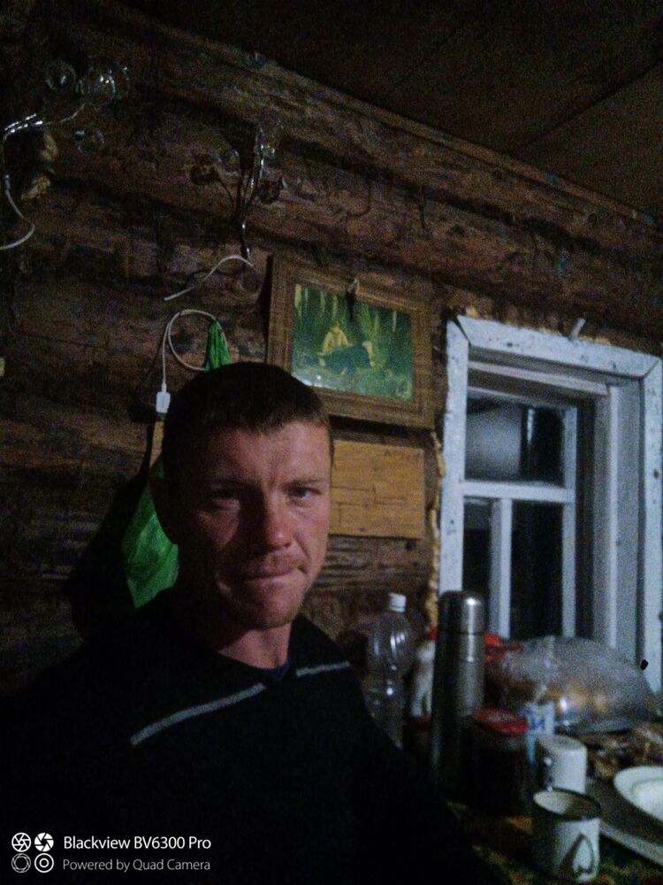  ,   Nikolay, 40 ,   ,   