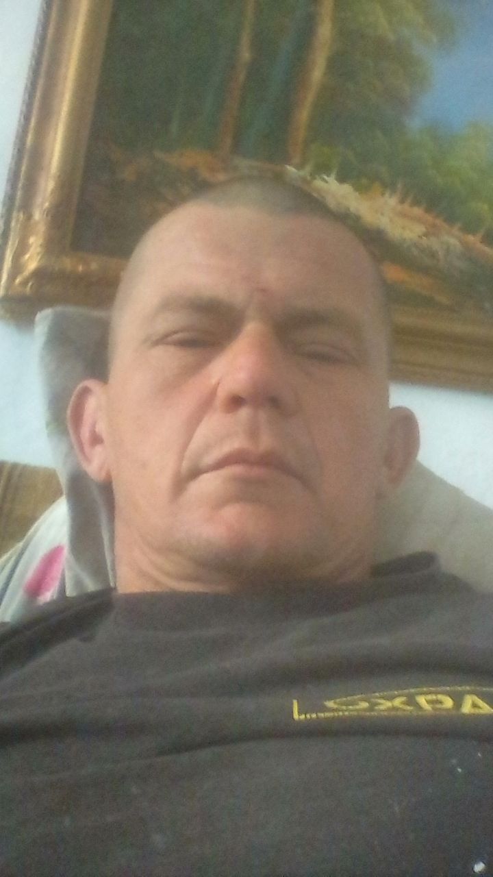  ,   Aleks, 31 ,   ,   