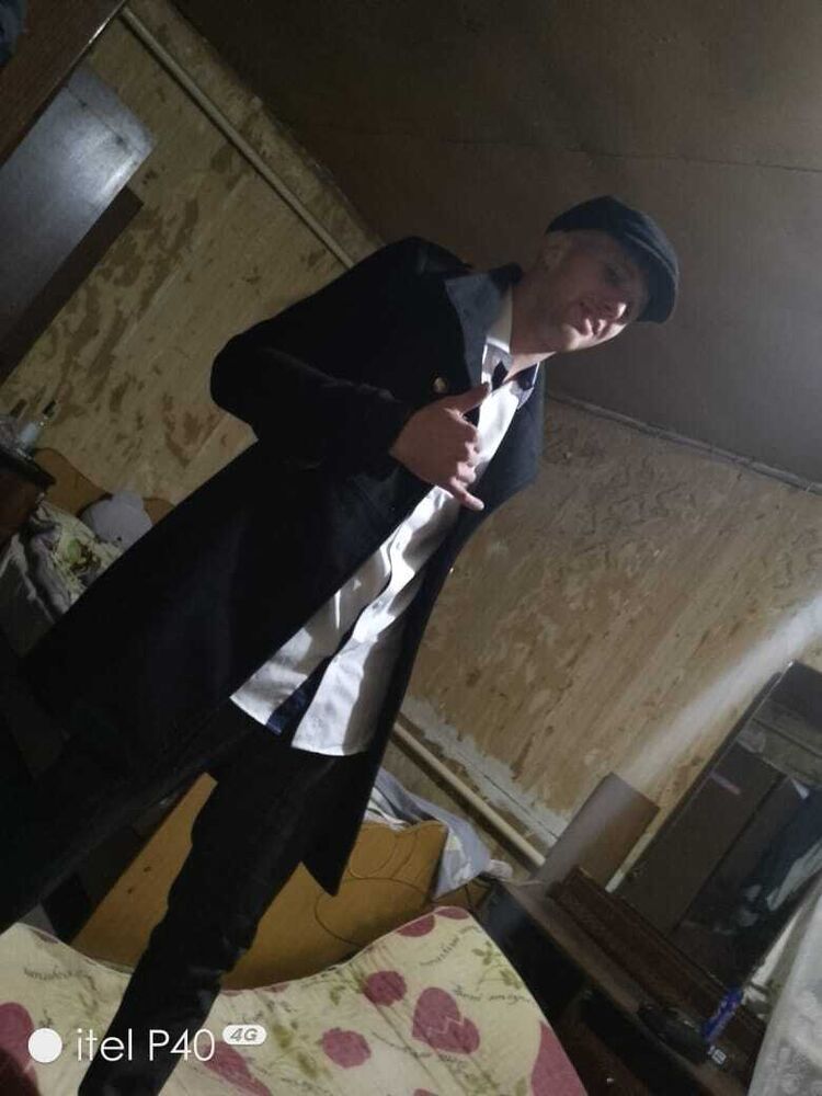  46729403  , 24 ,    