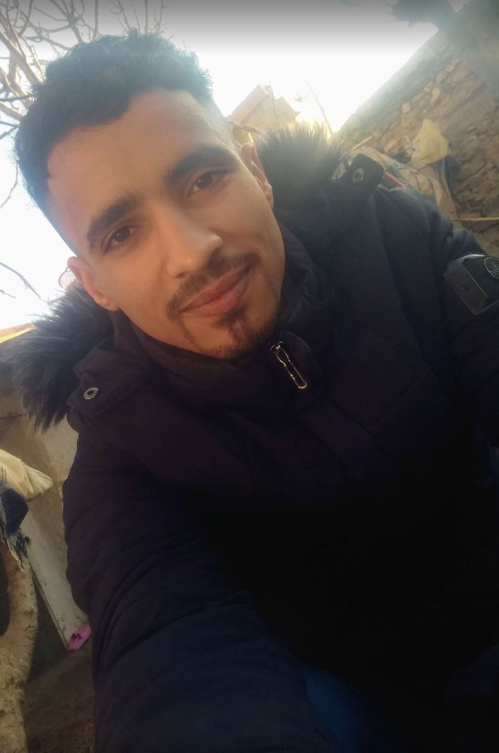  33809833  , 25 ,    