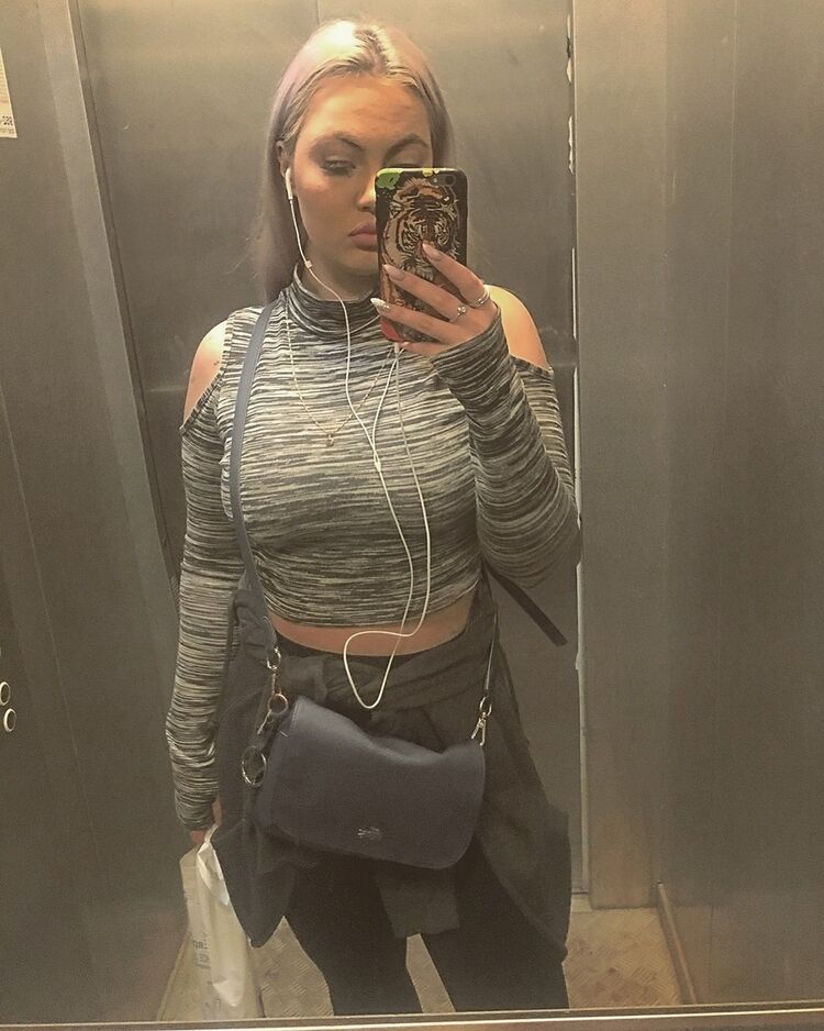 -,   , 30 ,   