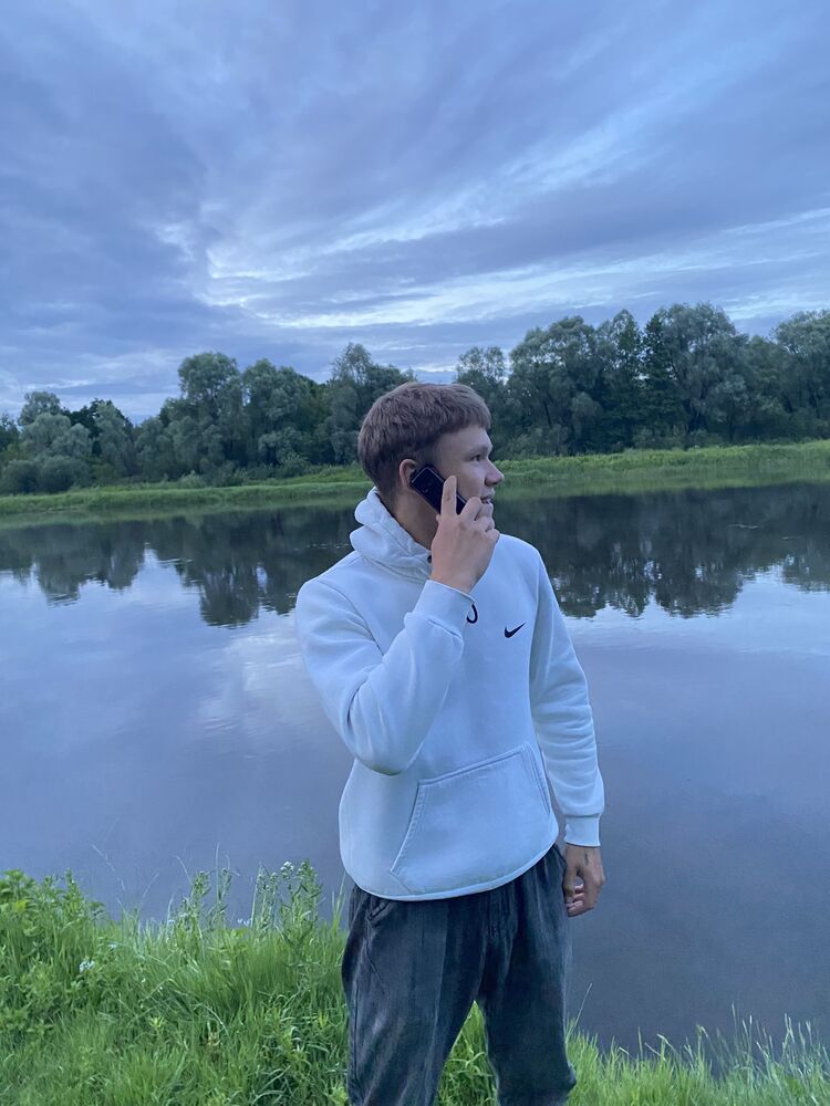  37279073  , 20 ,    