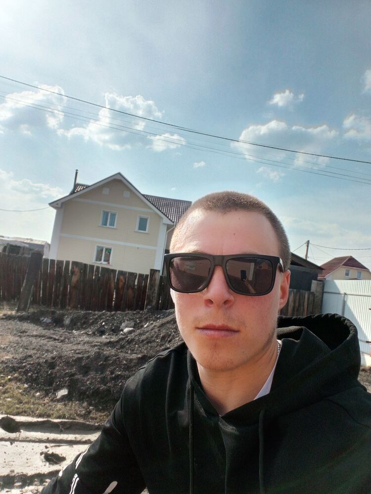  ,   Igor, 25 ,     , c , 
