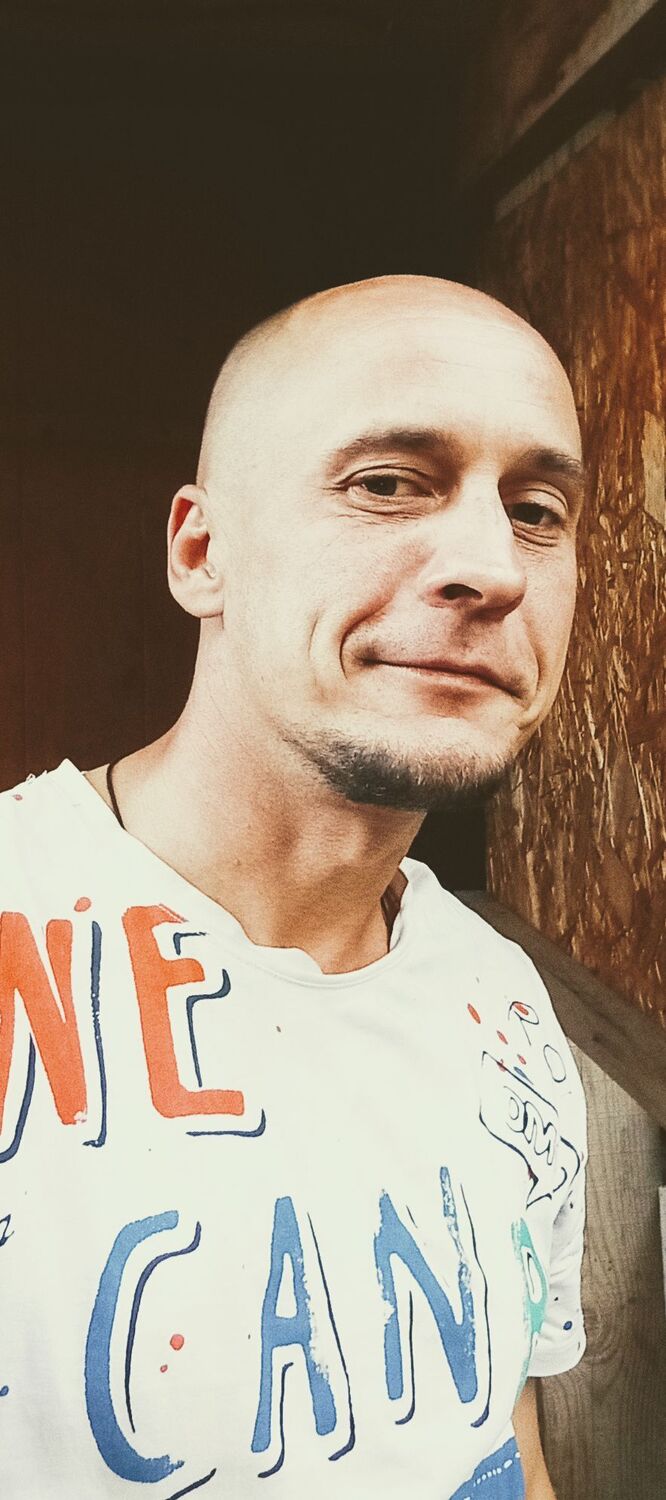  ,   Evgeny, 39 ,   ,   