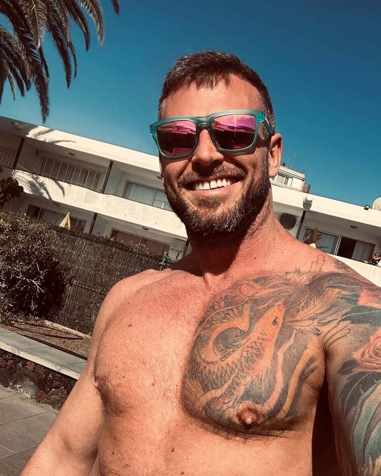  54389103  , 31 ,    -