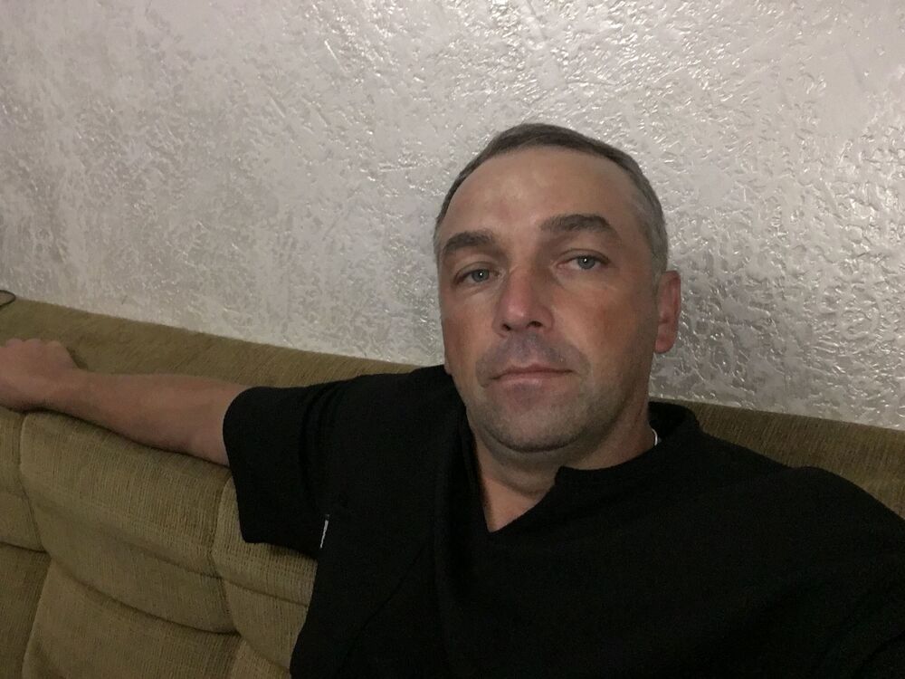  46070843  , 40 ,    
