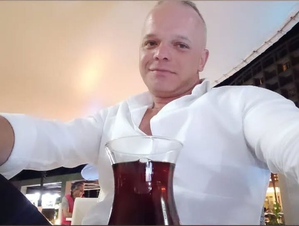  ,   Kerem, 44 ,   ,   