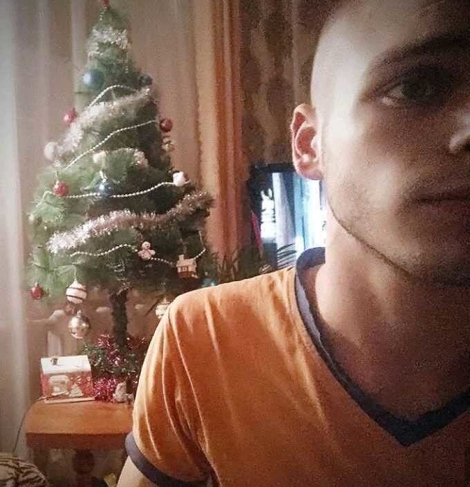  18693523  , 28 ,    