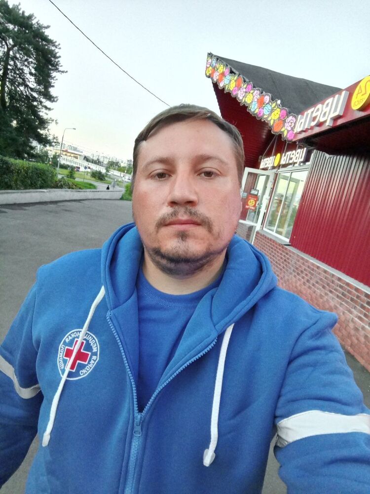  45708363  , 33 ,    