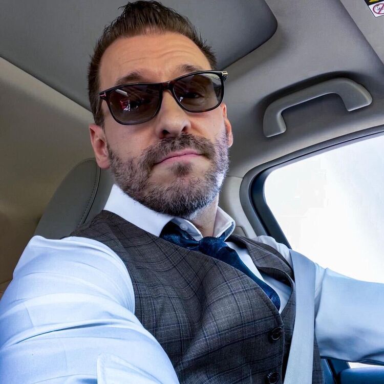  41688143  Edmund Gerad, 45 ,    Miami Beach