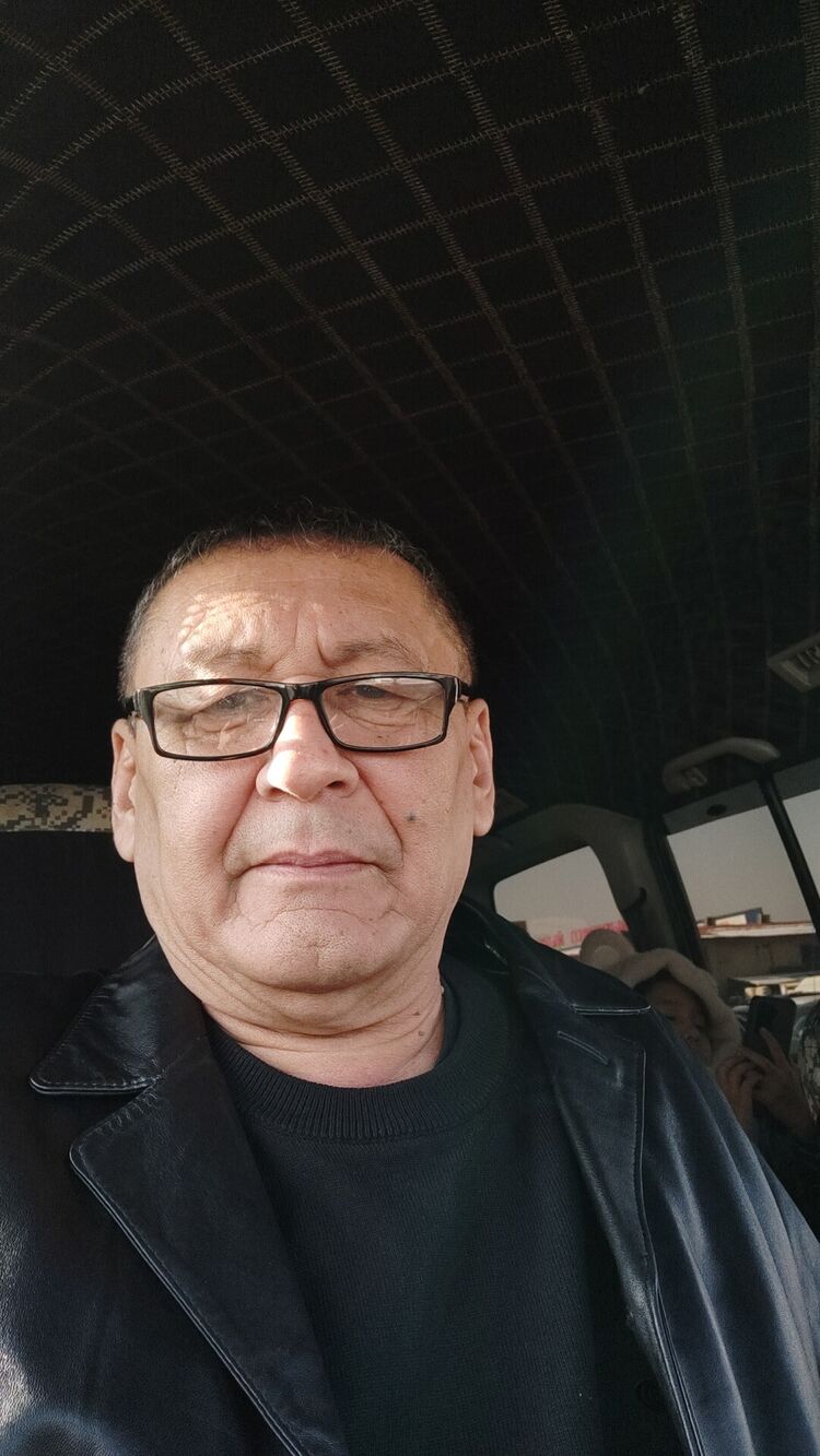 46628353  , 67 ,    
