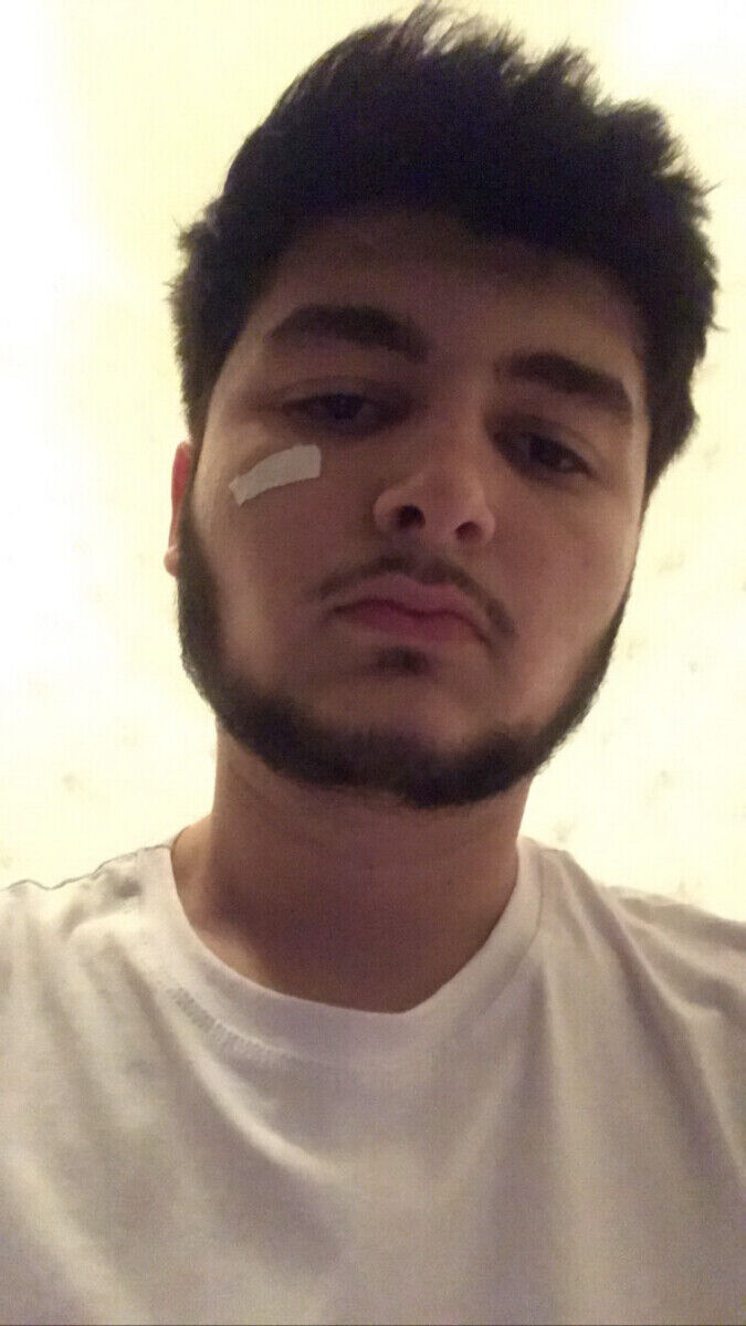  20534563  AYSI, 27 ,    