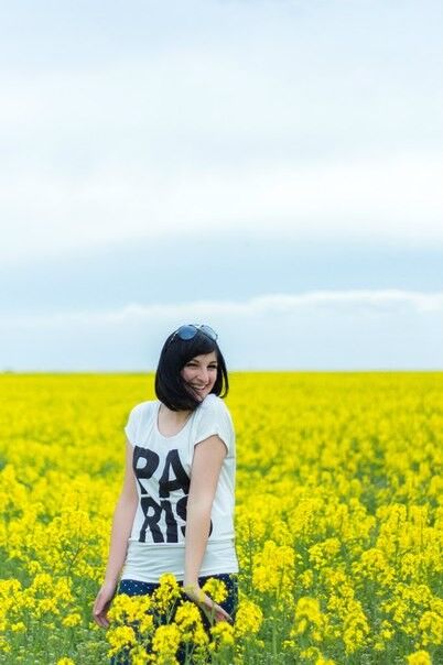  ,   Olga, 33 ,   