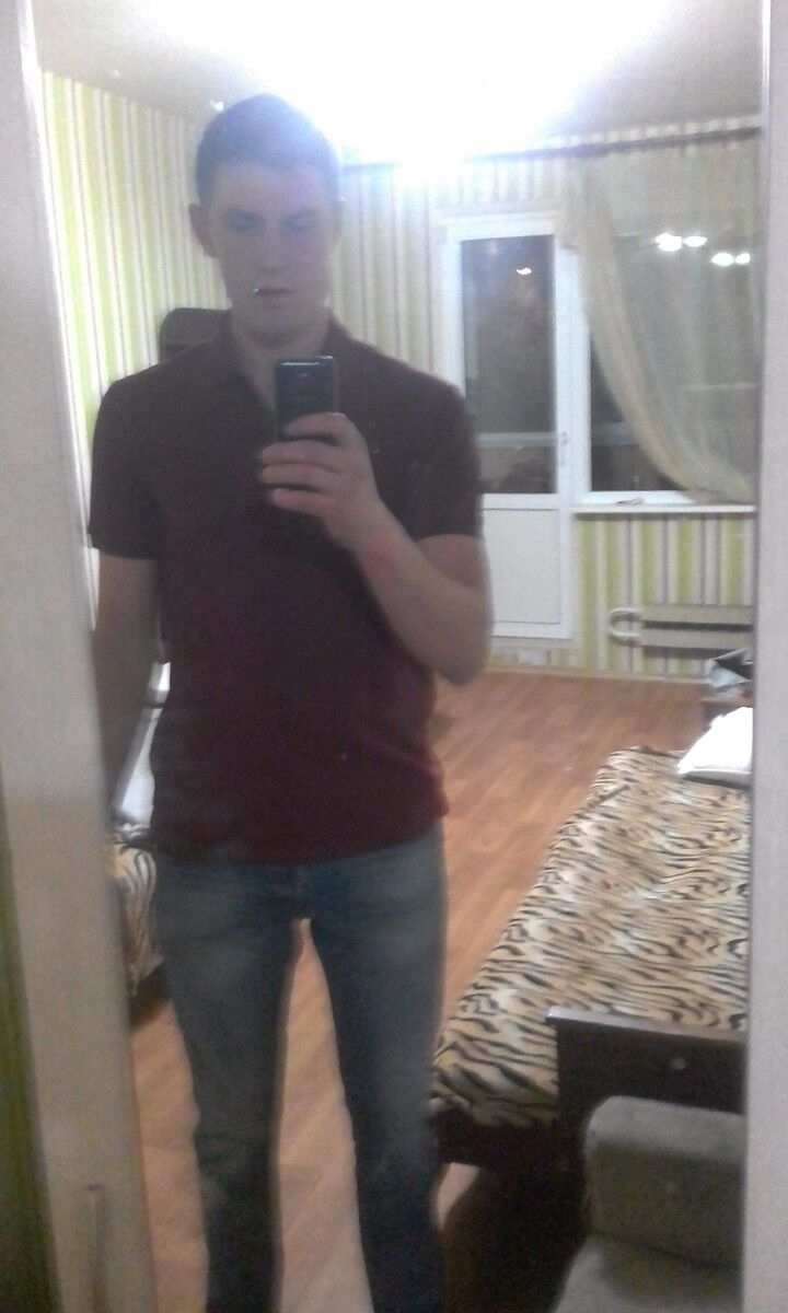  18327033  , 29 ,    