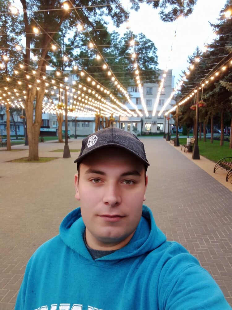  30728543  VadimKolesn, 32 ,    